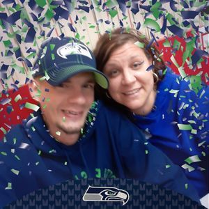 Meet your Posher, Gregory